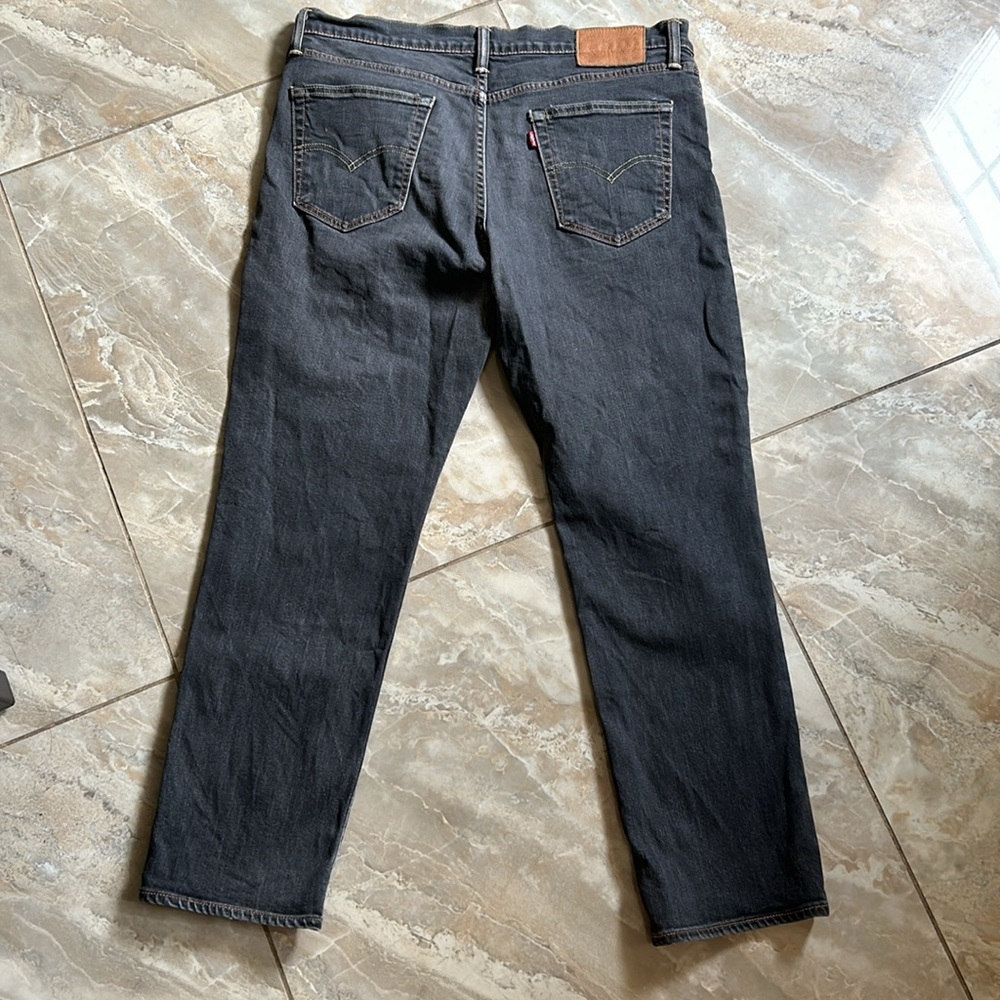 Levi’s 542 straight leg men’s jeans